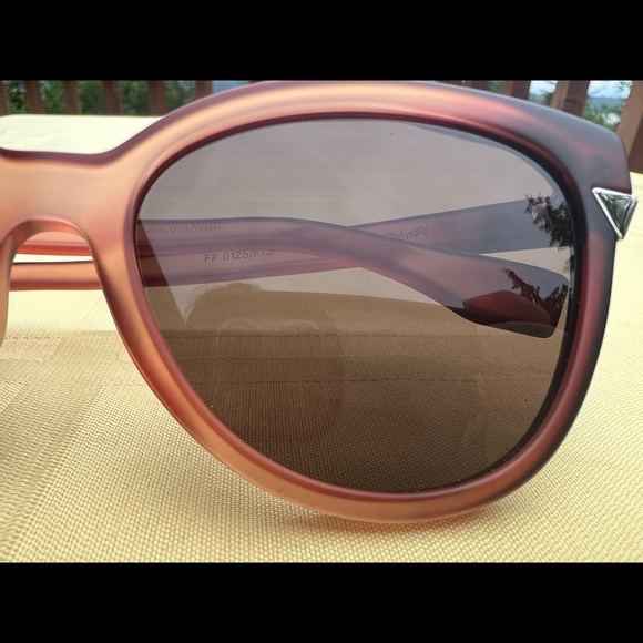 SOLD❌❌❌Fendi Optyl Cat Eye Sunglasses SOLD ❌❌❌ - Picture 9 of 10